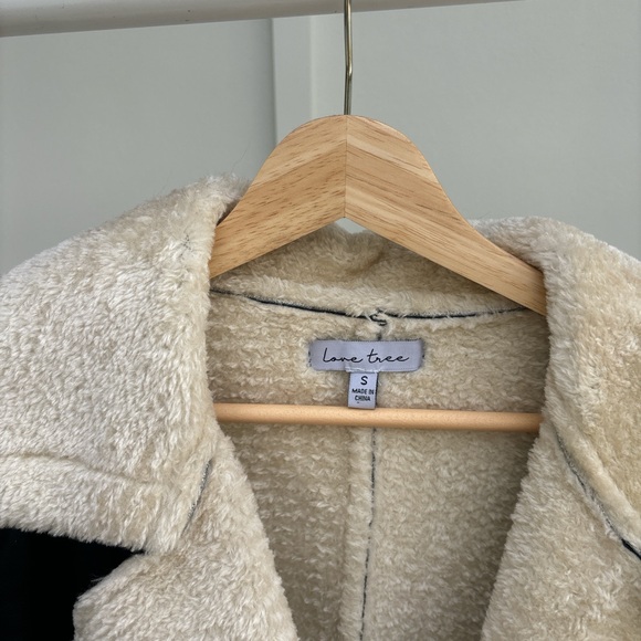 Love Tree - Dolls Kill - Black Sherpa Faux Leather Jacket - Picture 3 of 5